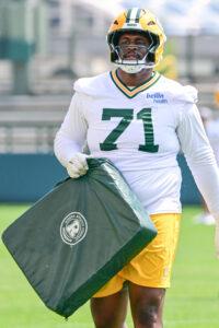 Eagles Trade OT Darian Kinnard To Packers