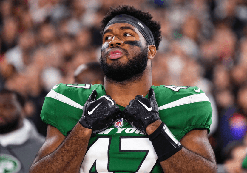 Bryce Huff Agrees to Pay Cut to Stay with Eagles