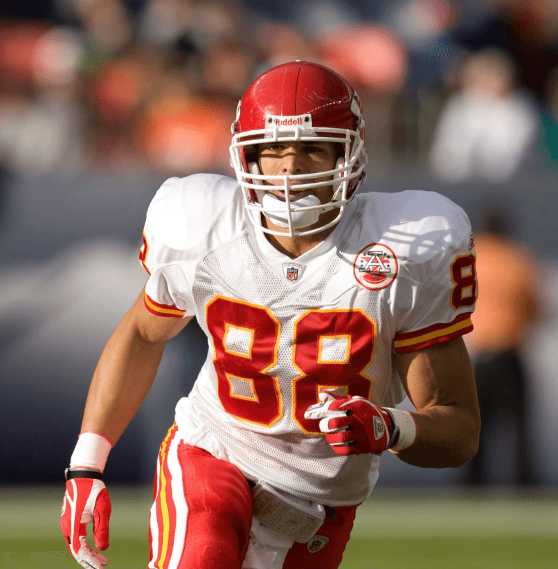 Chiefs Legend Tony Gonzalez Celebrates Kansas City’s Winning Spirit on ESPN