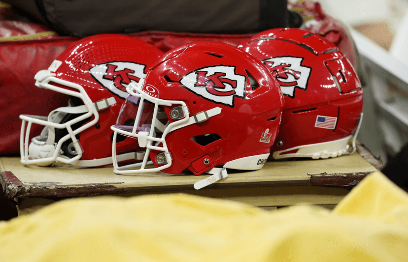 Chiefs Boast Eight Representatives in ESPN's All-Quarter Century Team