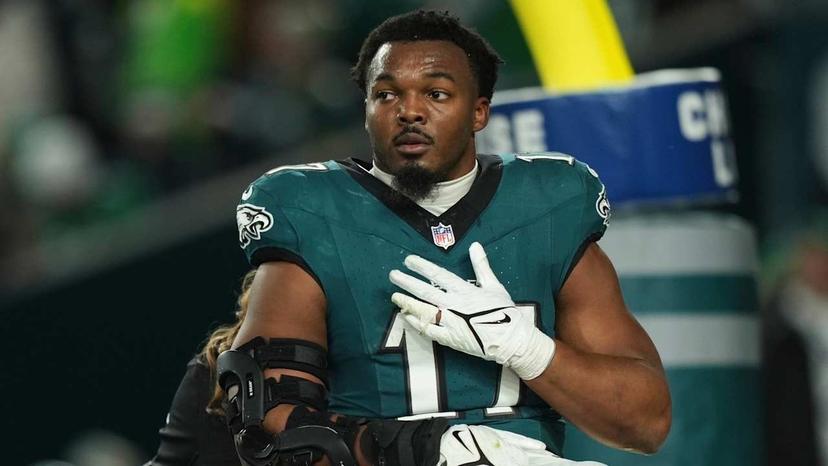 Eagles LB Nakobe Dean Provides Update on Injury Recovery
