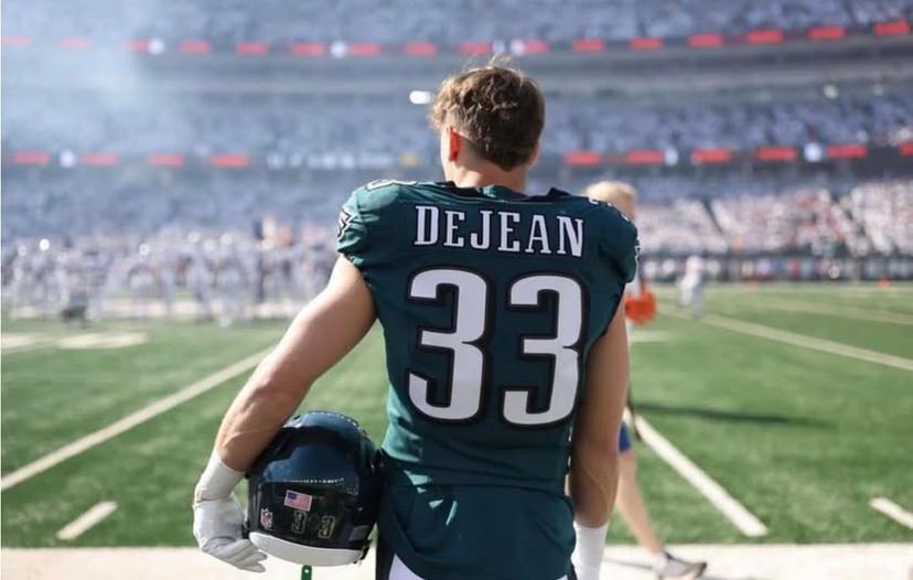  “TURNING DOWN MILLIONS FOR A DREAM!” – EAGLES ROOKIE STUNS NFL BY REJECTING LUCRATIVE DEAL FOR ONE REASON ONLY…