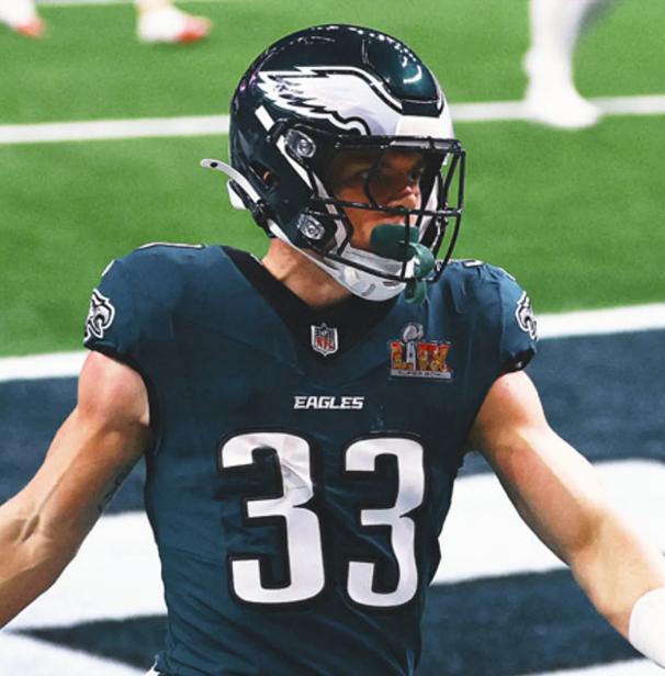 Talented Rookie Cornerback of the Eagles Returns Home to Host Charity Game with 9,000 Fans and Support from Veteran Teammates