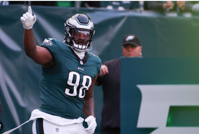 DT playing at an elite level but underpaid – Management refuses his raise request. Head Coach Nick Sirianni steps up to defend his player