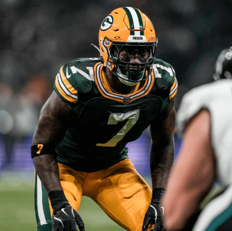 Pornstar Confessed to 25 Year Old LB Who Shone in Packers’ Preseason Game But Was Rejected for His Sole Devotion to Football Career