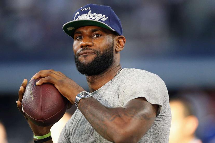 “Changing Courts?” Rumor Ties LeBron James to the Cowboys in Shocking Twist