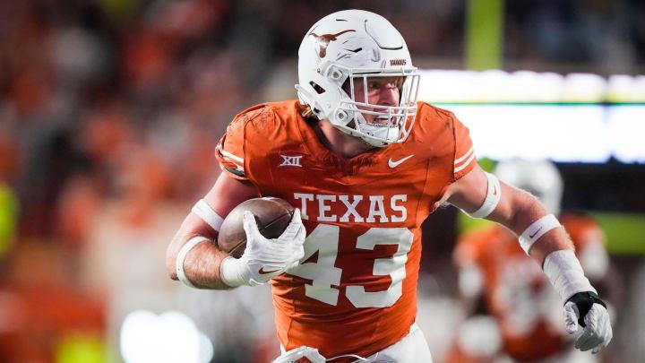 New England Patriots Sign Texas Longhorns LB Jett Bush to UDFA Deal