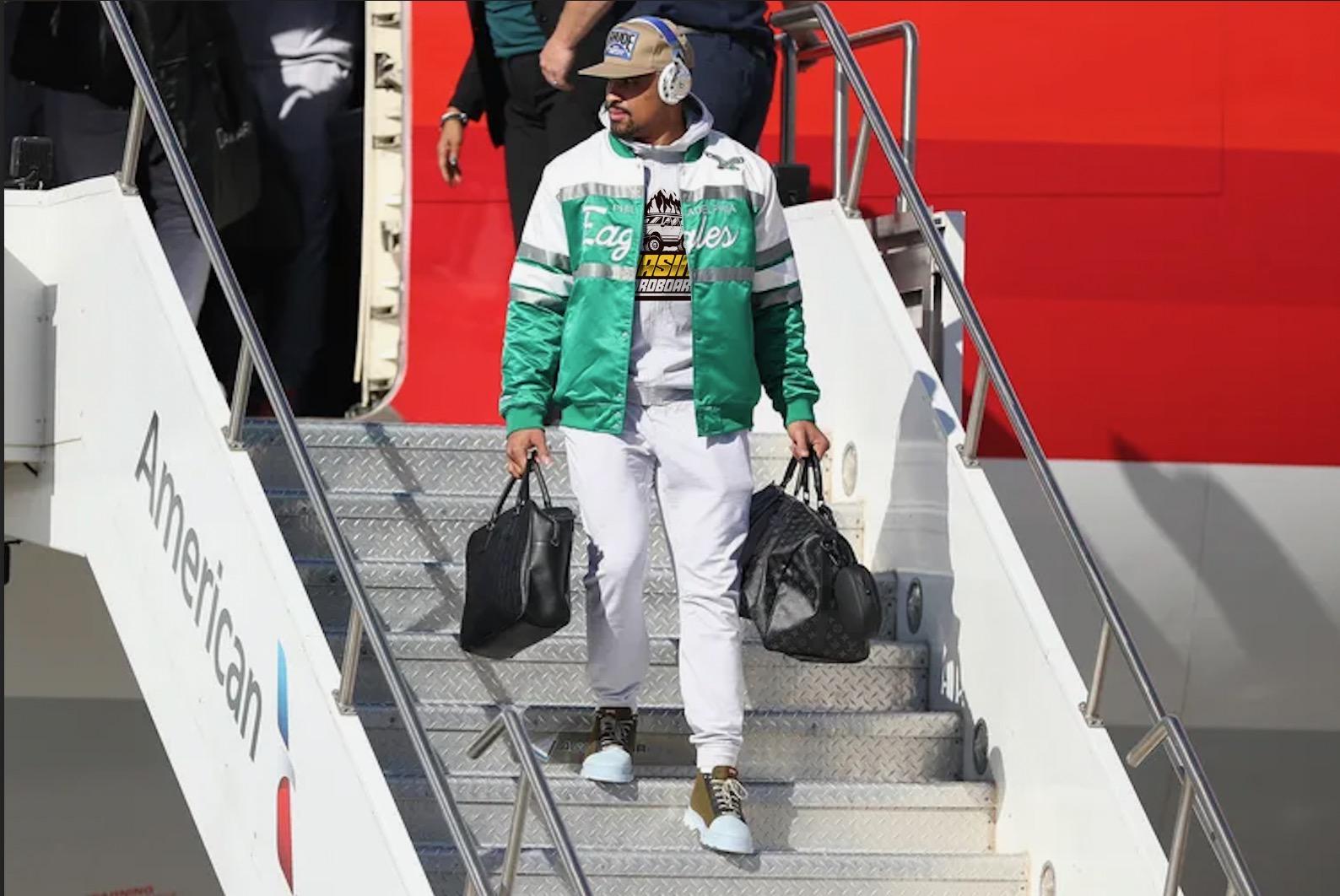 CHASING CARDBOARD on X: "You guys know I'm a MAHOMES fan, but seeing JALEN HURTS coming off the plane. MAD RESPECT! #SuperBowl #SuperBowlLVII https://t.co/DiRGlhFUwm" / X